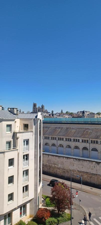 Apartamento Le Panoramique Bourges Exterior foto