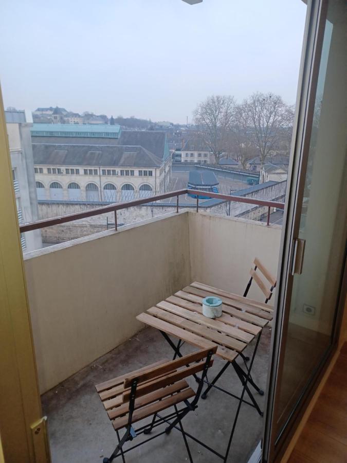 Apartamento Le Panoramique Bourges Exterior foto